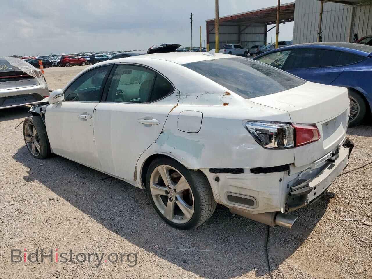 2011 LEXUS IS - VIN: JTHBF5C23B2101475 - Photo 2