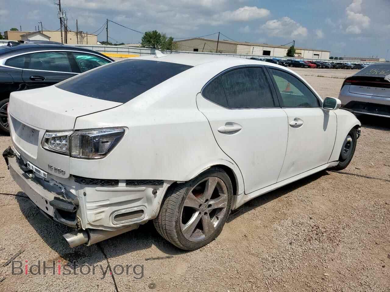 2011 LEXUS IS - VIN: JTHBF5C23B2101475 - Photo 3