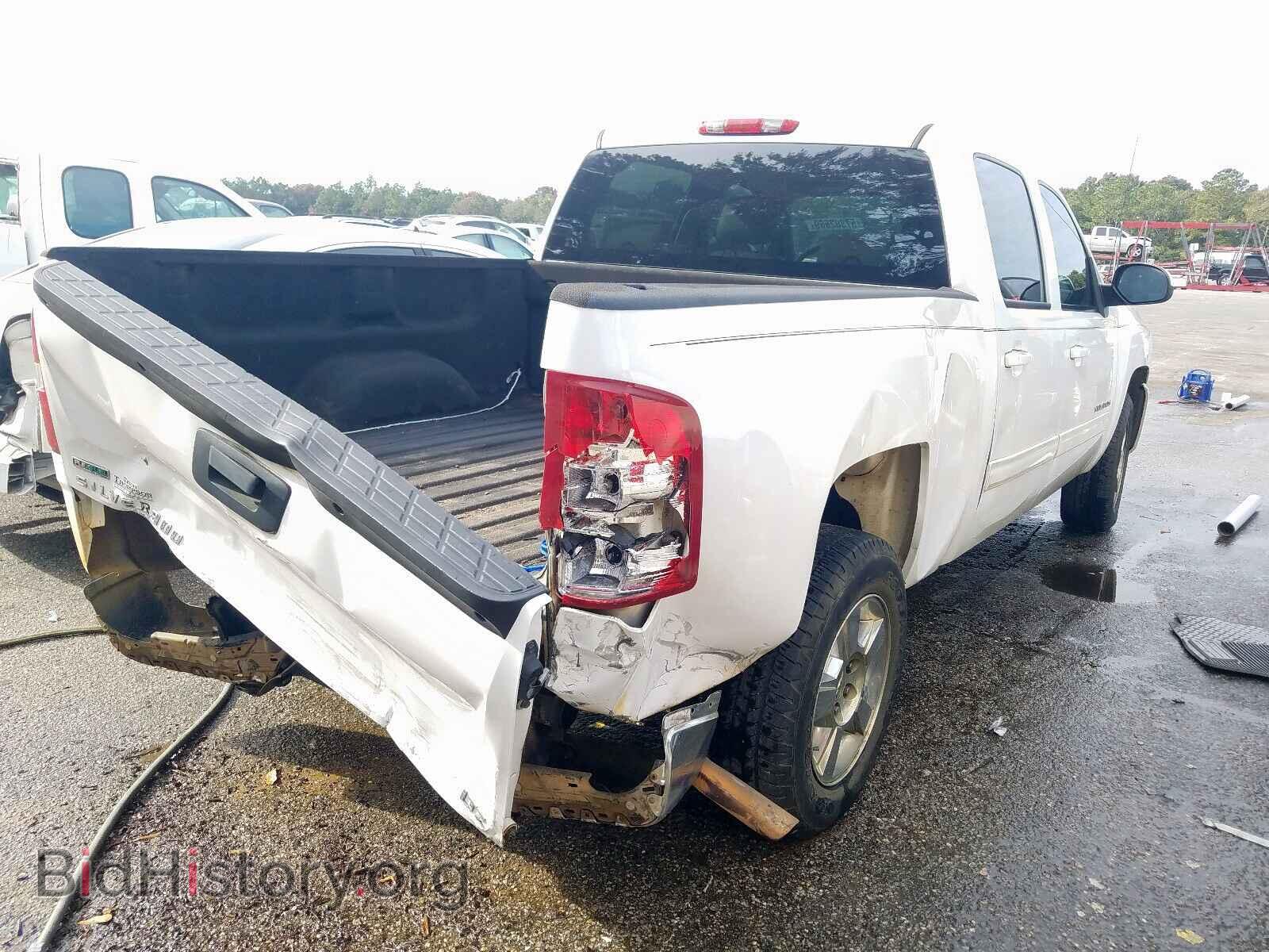2011 CHEVROLET SILVERADO - VIN: 3GCPCTE08BG121096 - Photo 4