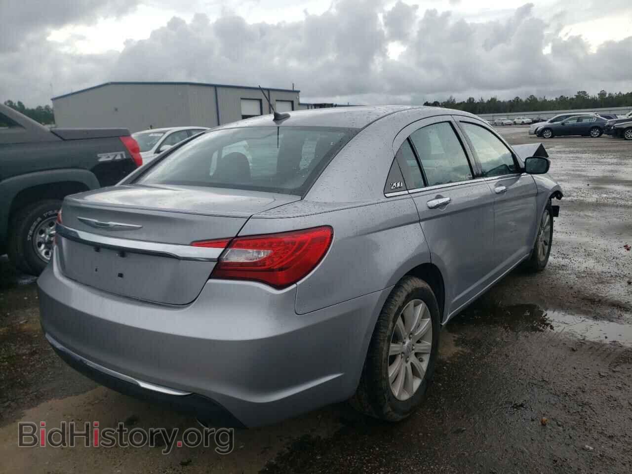 2013 CHRYSLER 200 - VIN: 1C3CCBCG1DN520374 - Фото 4