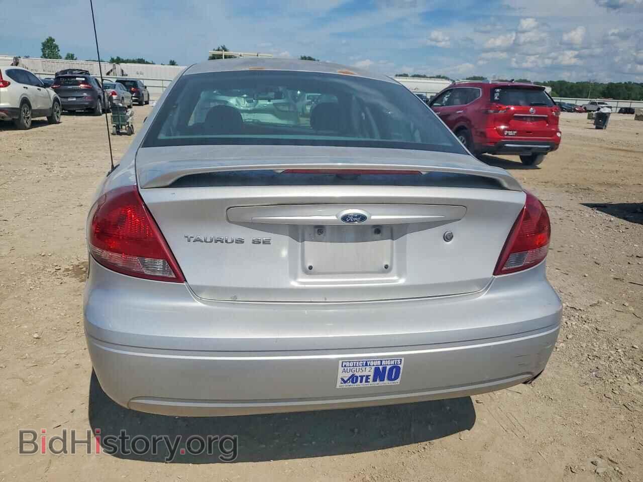 2005 FORD TAURUS - VIN: 1FAFP53205A255688 - Фото 6