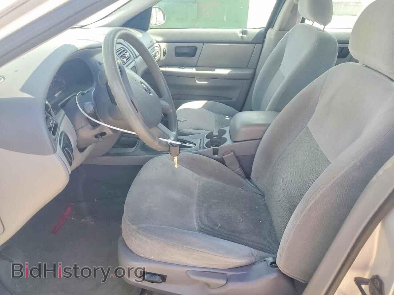 2005 FORD TAURUS - VIN: 1FAFP53205A255688 - Фото 7