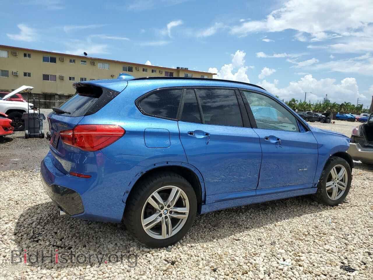 2017 BMW X1 - VIN: WBXHT3C30H5F75706 - Фото 3