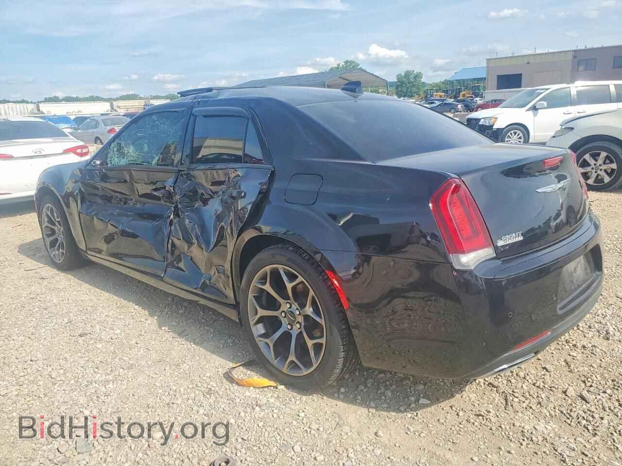 2016 CHRYSLER 300 - VIN: 2C3CCABG7GH329065 - Photo 2