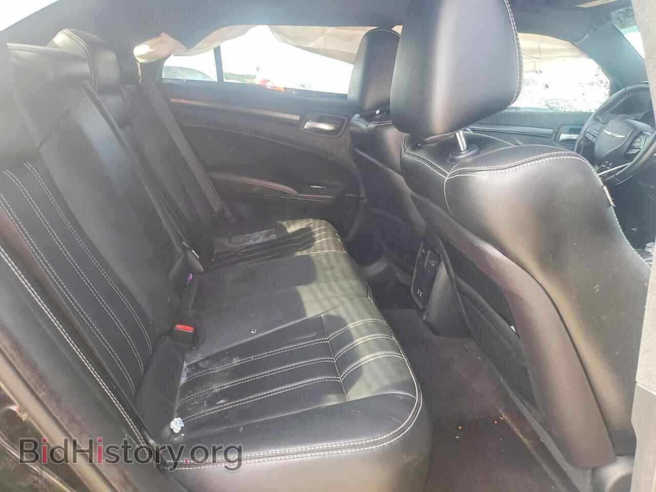 2016 CHRYSLER 300 - VIN: 2C3CCABG7GH329065 - Photo 10