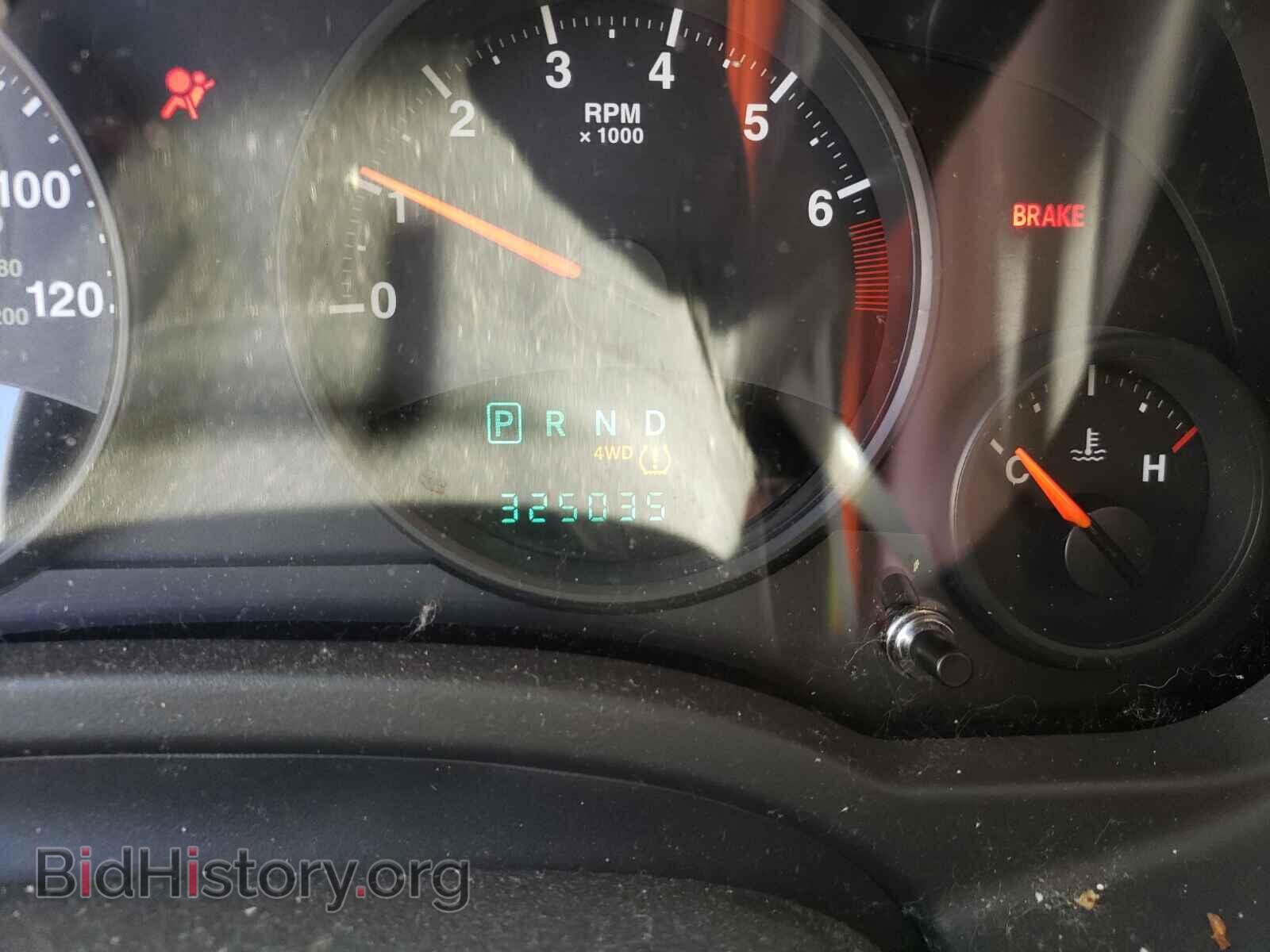 2011 JEEP COMPASS - VIN: 1J4NF1FB8BD278248 - Photo 8