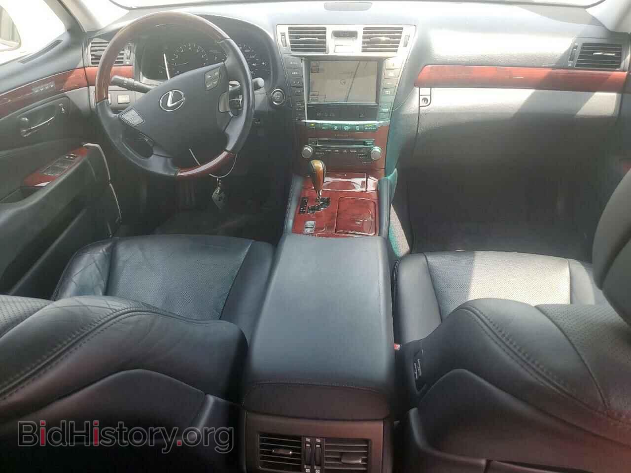 2010 LEXUS LS460 - VIN: JTHBL5EF1A5094628 - Photo 8