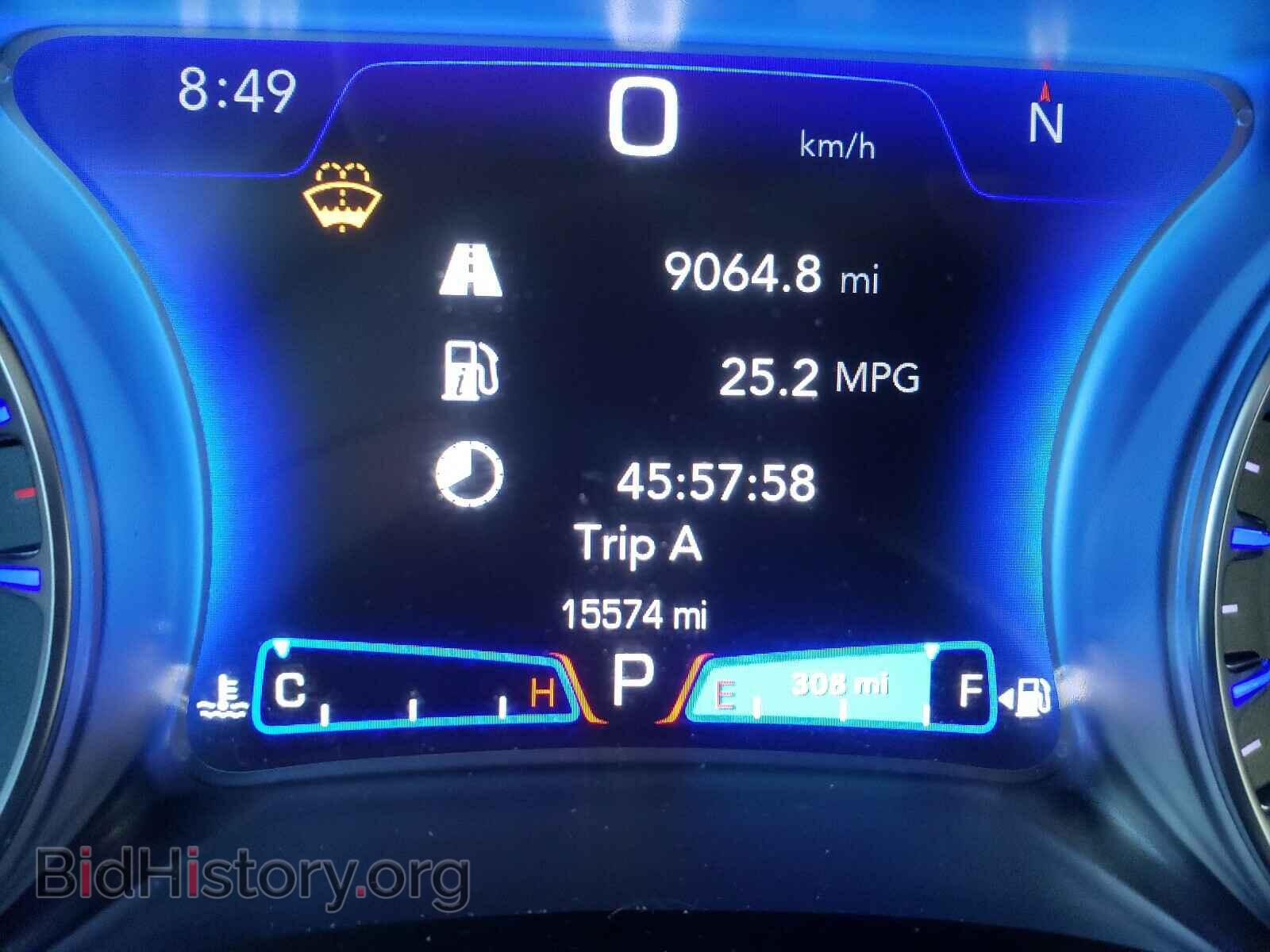 2019 CHRYSLER 300 - VIN: 2C3CCAAG4KH662270 - Фото 8