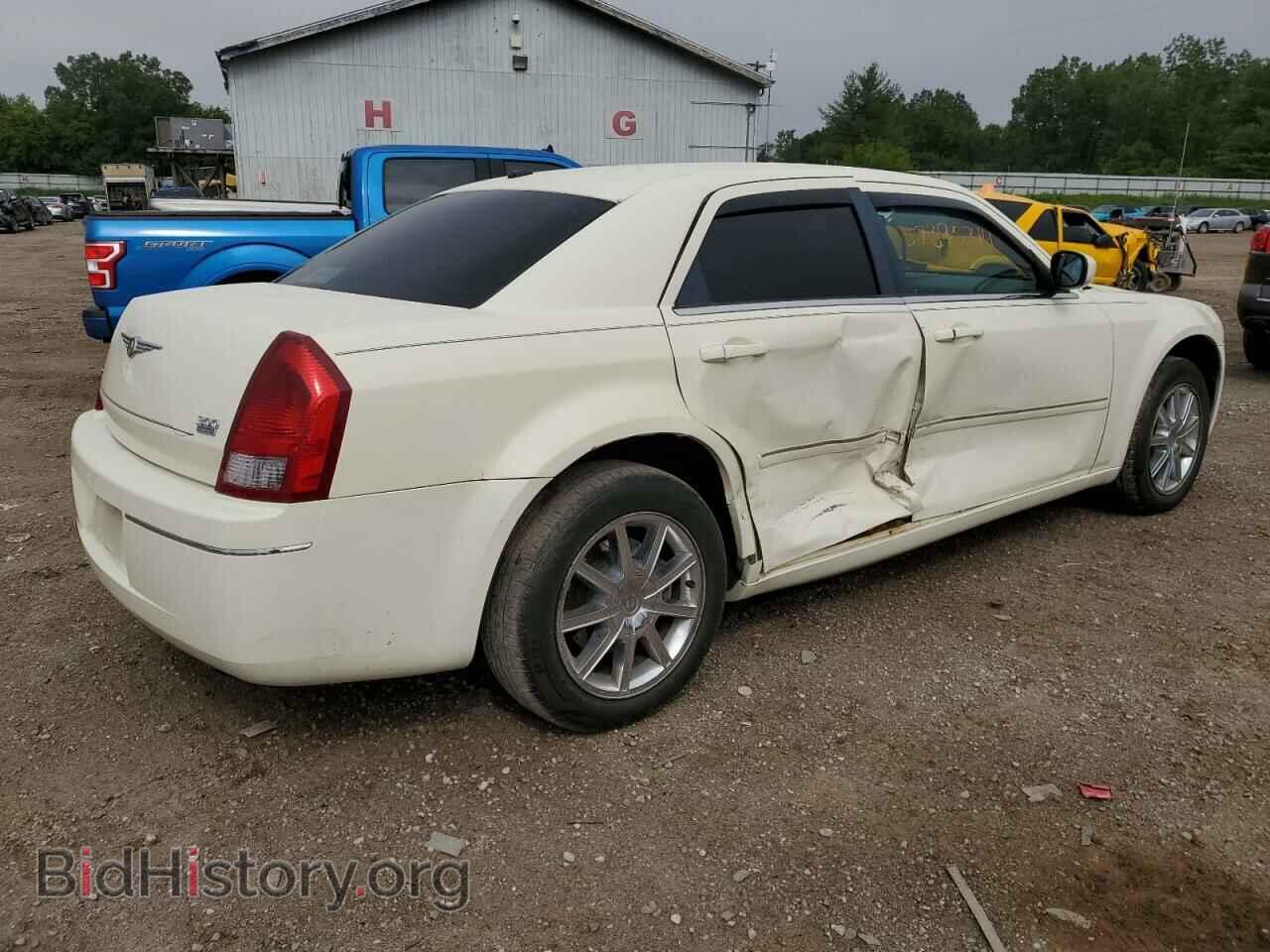 2007 CHRYSLER 300 - VIN: 2C3KK53G37H771717 - Фото 3