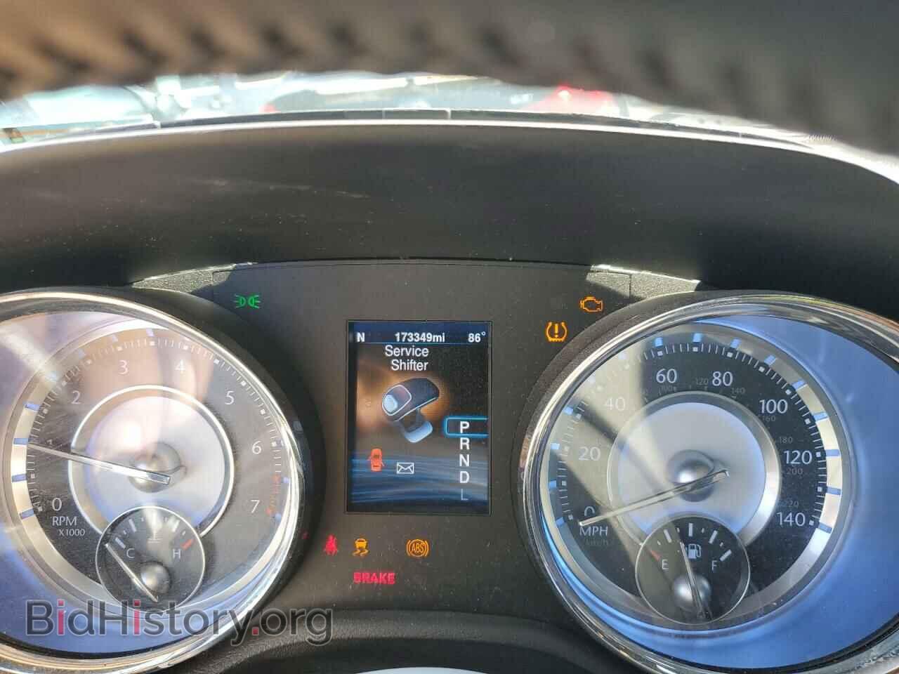 2014 CHRYSLER 300 - VIN: 2C3CCAAGXEH380770 - Фото 9