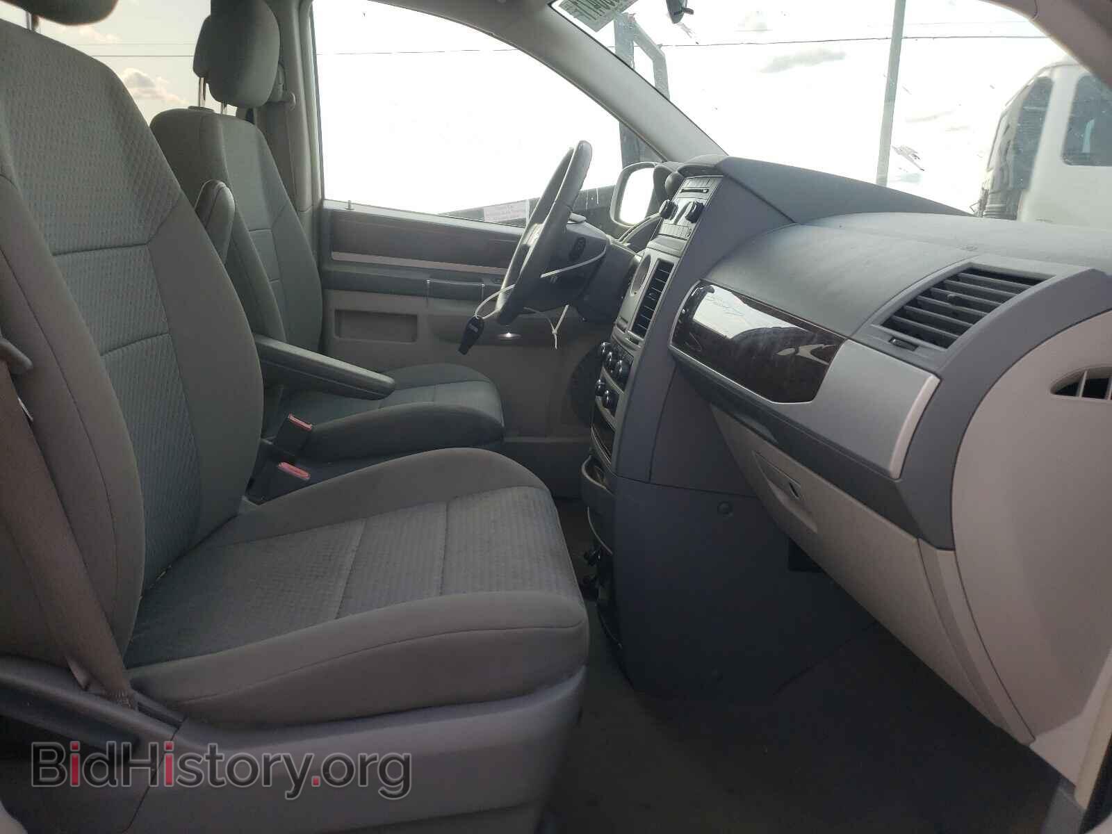 2010 CHRYSLER MINIVAN - VIN: 2A4RR5D11AR347884 - Фото 5