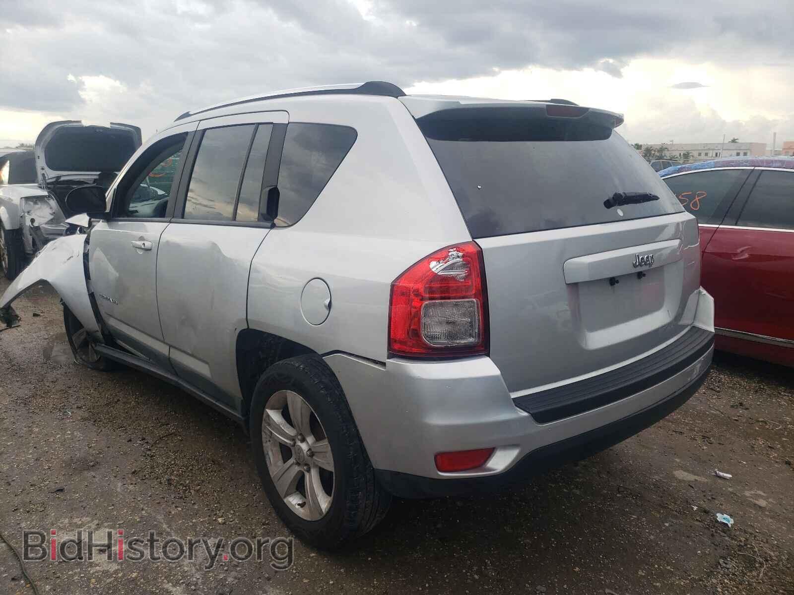 2011 JEEP COMPASS - VIN: 1J4NT1FBXBD215872 - Фото 3