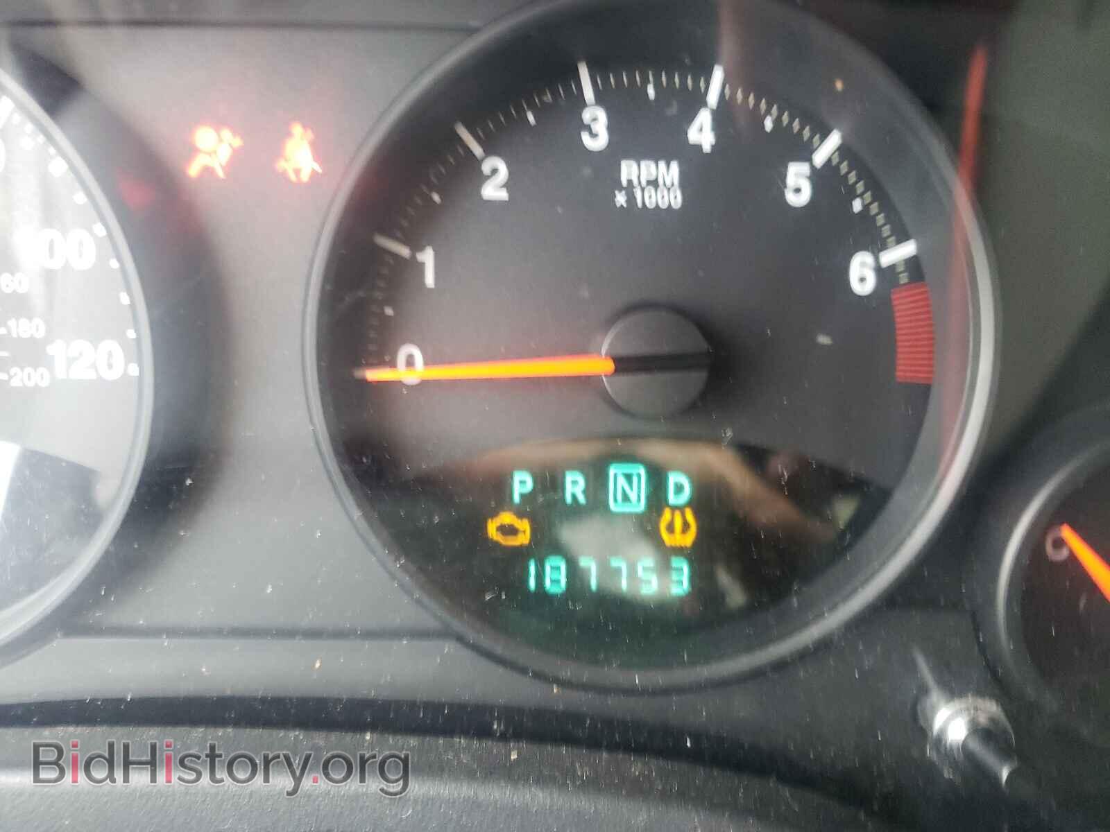 2011 JEEP COMPASS - VIN: 1J4NT1FBXBD215872 - Фото 8