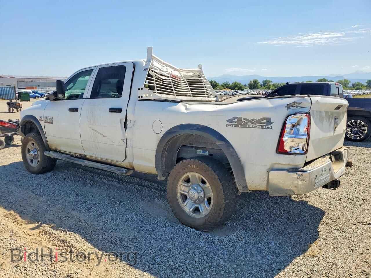 2017 RAM 2500 - VIN: 3C6UR5CL3HG670411 - Photo 2