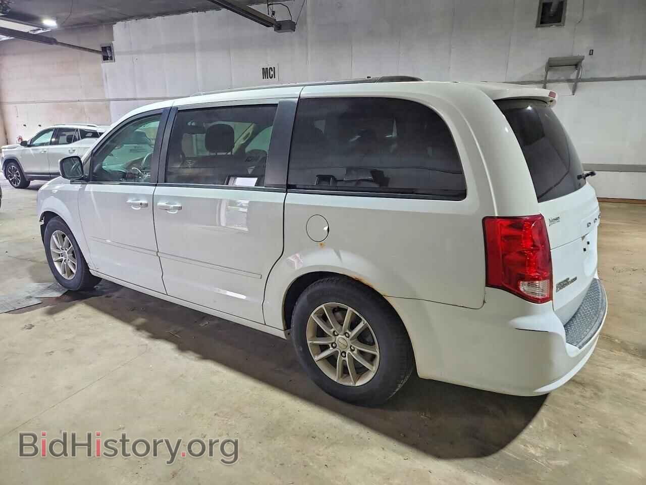 2013 DODGE CARAVAN - VIN: 2C4RDGCG3DR811672 - Photo 2
