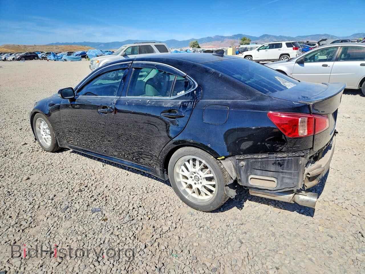2011 LEXUS IS - VIN: JTHCF5C26B5046054 - Photo 2