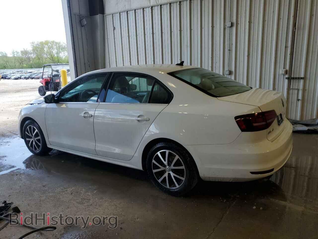 2017 VOLKSWAGEN JETTA - VIN: 3VWDB7AJ8HM200903 - Фото 2