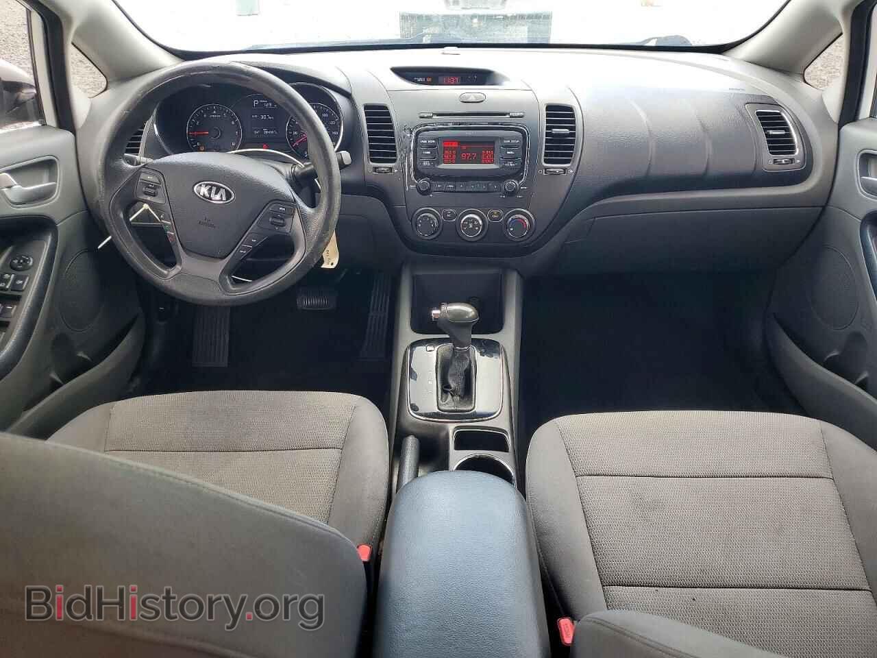 2017 KIA FORTE - VIN: 3KPFK4A78HE093747 - Фото 8