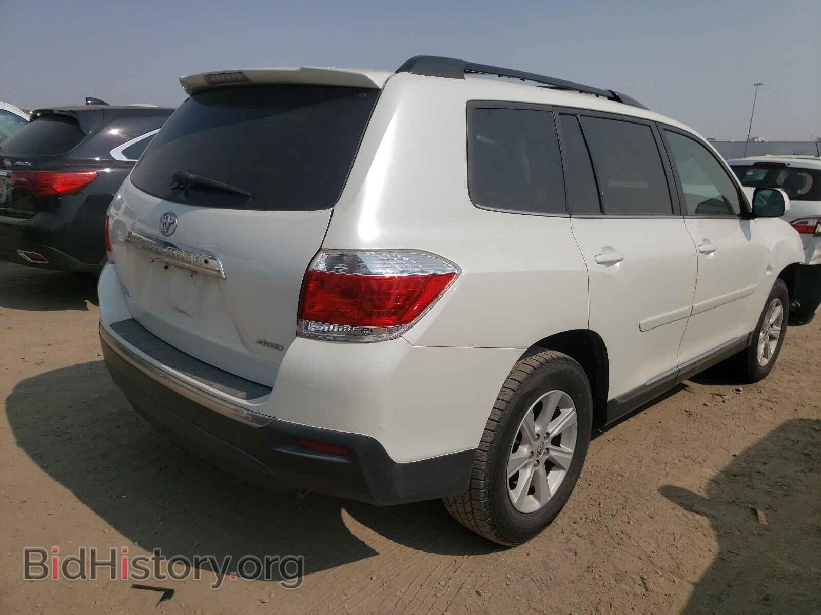 2012 TOYOTA HIGHLANDER - VIN: 5TDBK3EH0CS123740 - Фото 4