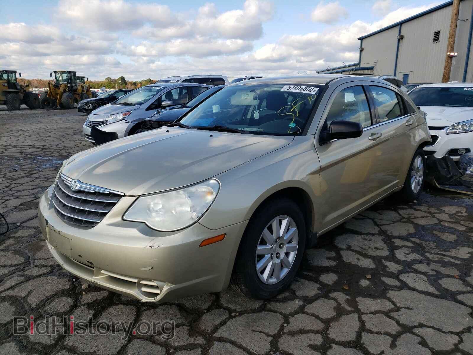 2010 CHRYSLER SEBRING - VIN: 1C3CC4FB8AN223772 - Фото 2