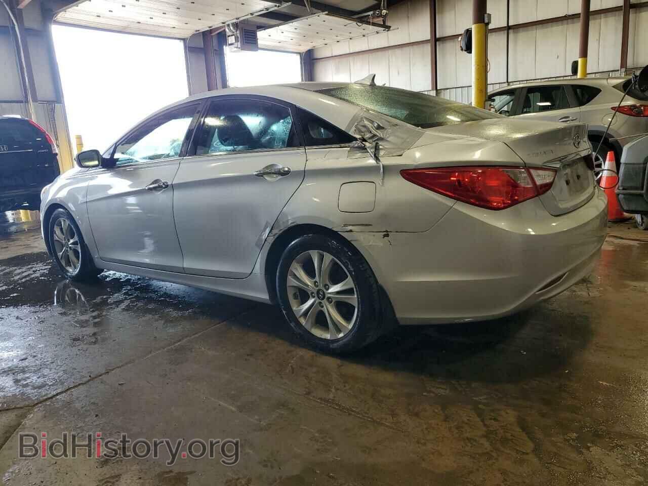 2011 HYUNDAI SONATA - VIN: 5NPEC4AC8BH155155 - Фото 2