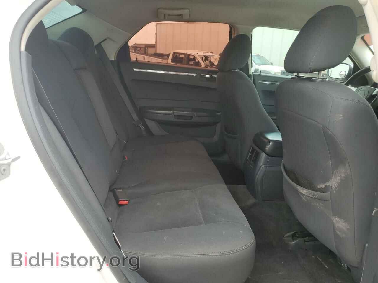 2010 CHRYSLER 300 - VIN: 2C3CA4CD7AH176920 - Фото 10