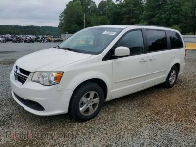 2011 Dodge CARAVAN Mainstreet, белый — VIN 2D4RN3DG5BR601790, Copart