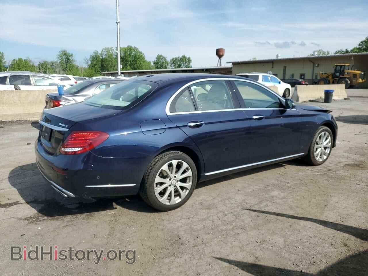 2017 MERCEDES-BENZ E-CLASS - VIN: WDDZF4KB5HA211668 - Фото 3