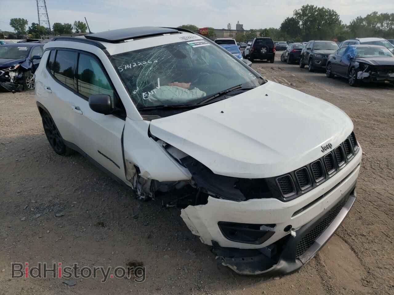 Photo 3C4NJDEB3MT595469 - JEEP COMPASS 2021