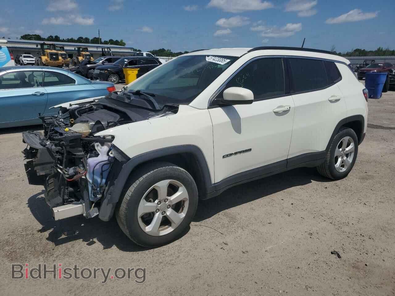Фотография 3C4NJDBB7HT680535 - JEEP COMPASS 2017