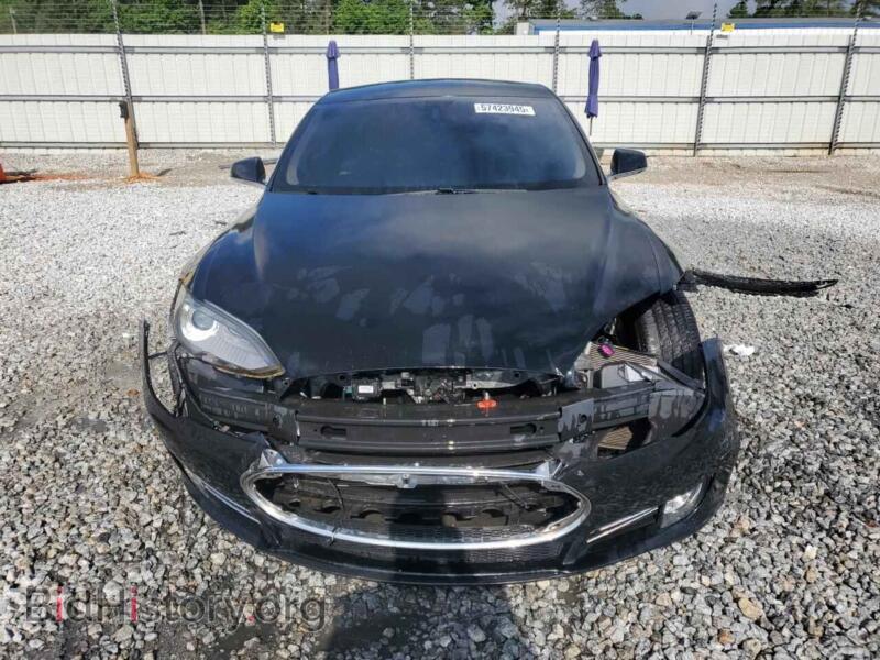 2013 Tesla MODEL S (VIN 5YJSA1CG9DFP21140) — фото 5 из 14