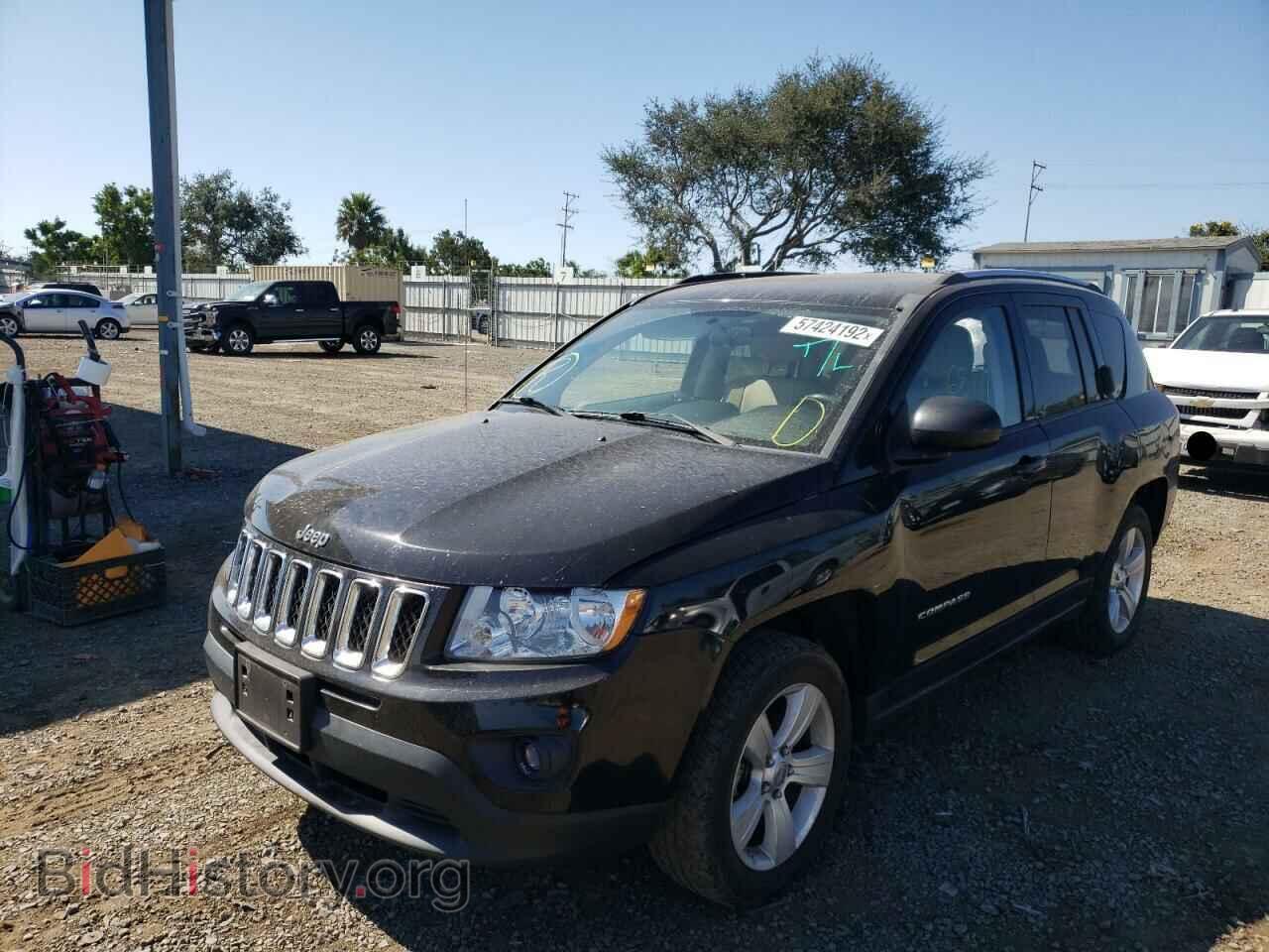 2012 JEEP COMPASS - VIN: 1C4NJDEB3CD502003 - Фото 2