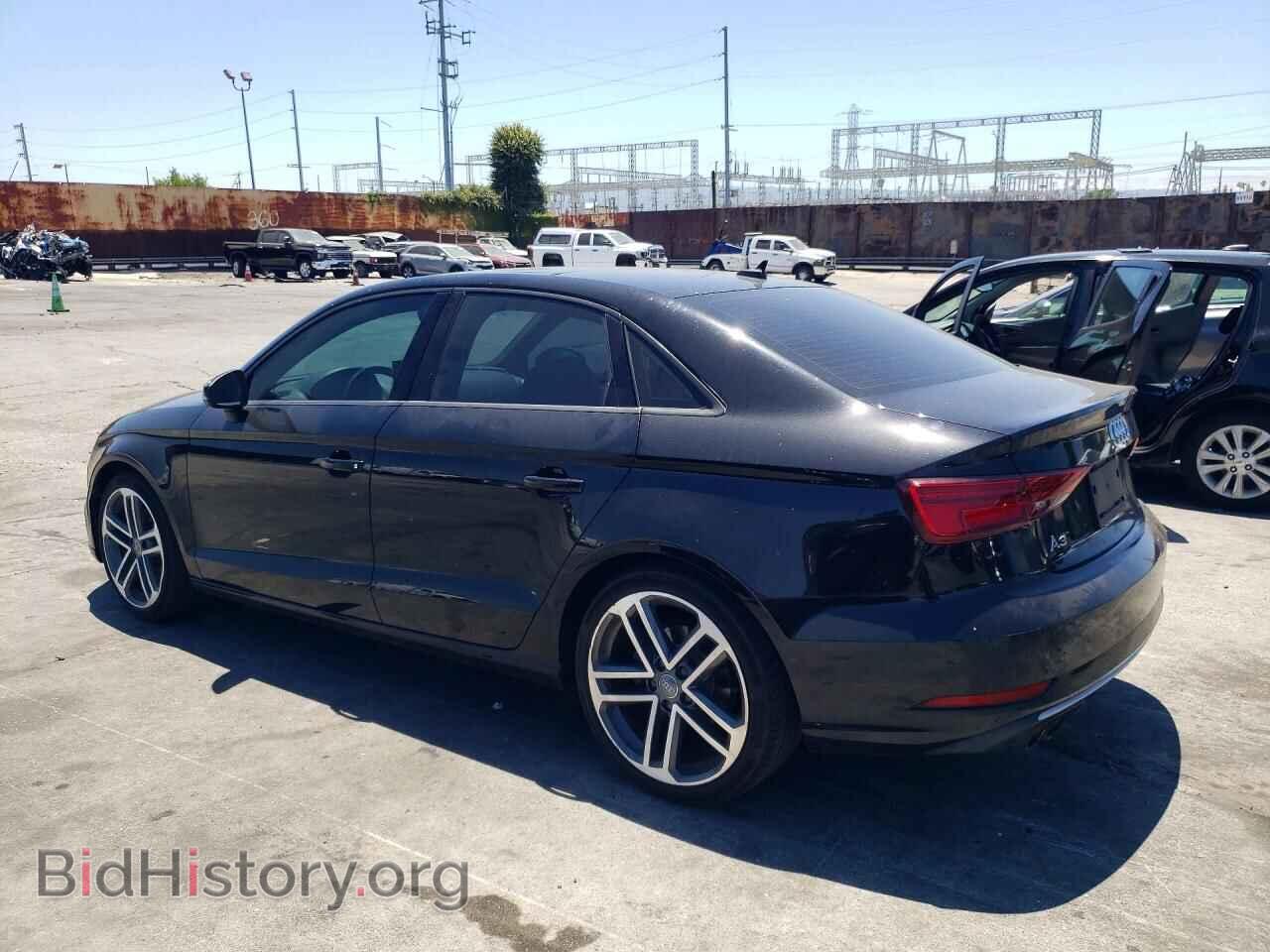 2018 AUDI A3 - VIN: WAUAUGFF6J1014605 - Фото 2