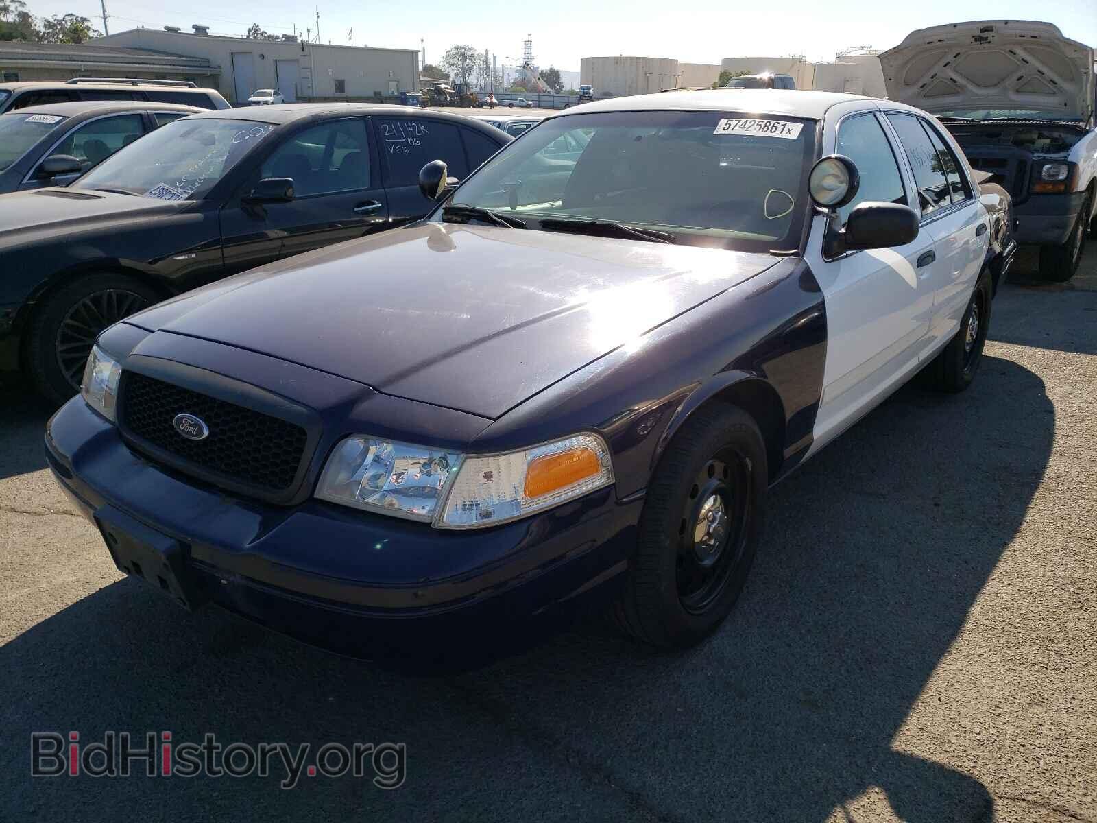 2011 FORD CROWN VIC - VIN: 2FABP7BV9BX182636 - Фото 2