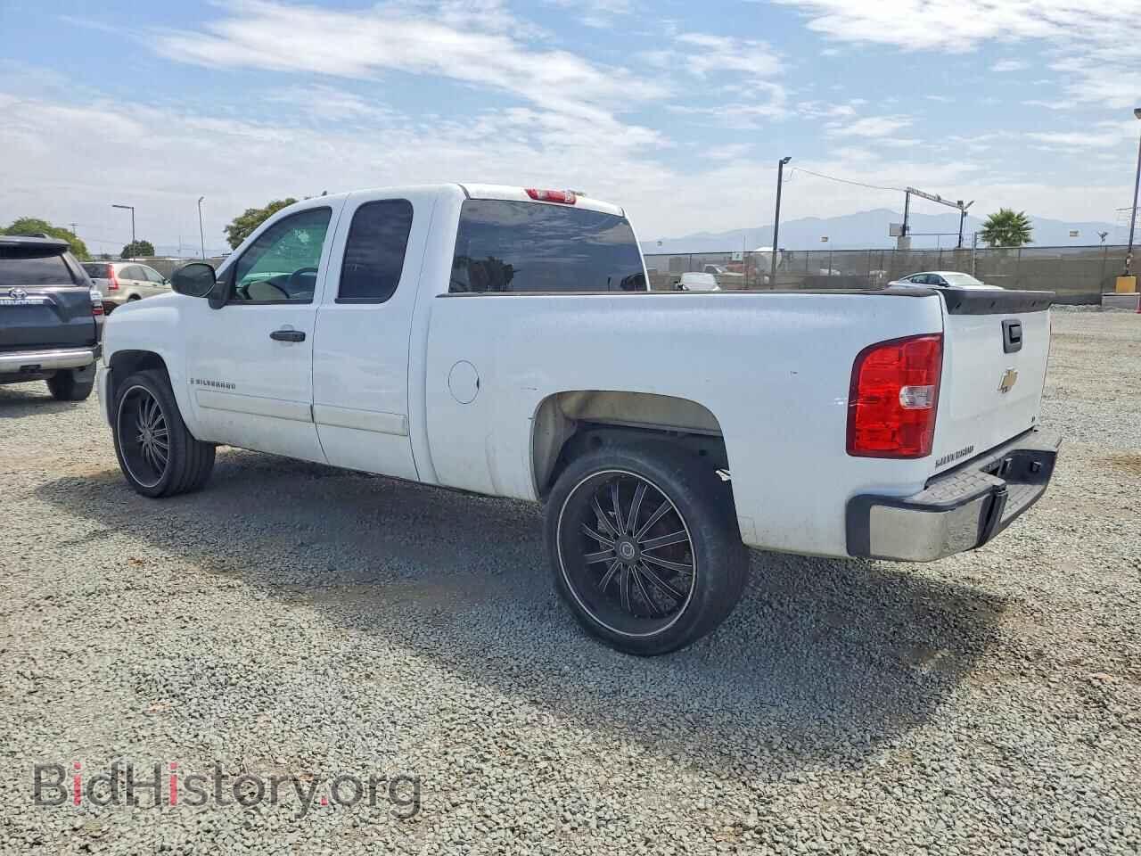 2007 CHEVROLET SILVERADO - VIN: 2GCEC19C171728893 - Photo 2