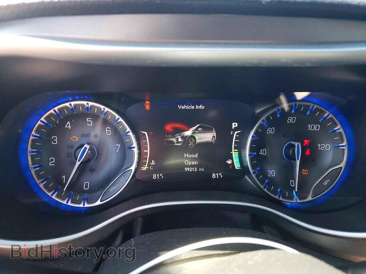 2018 CHRYSLER PACIFICA - VIN: 2C4RC1GG4JR104215 - Фото 9