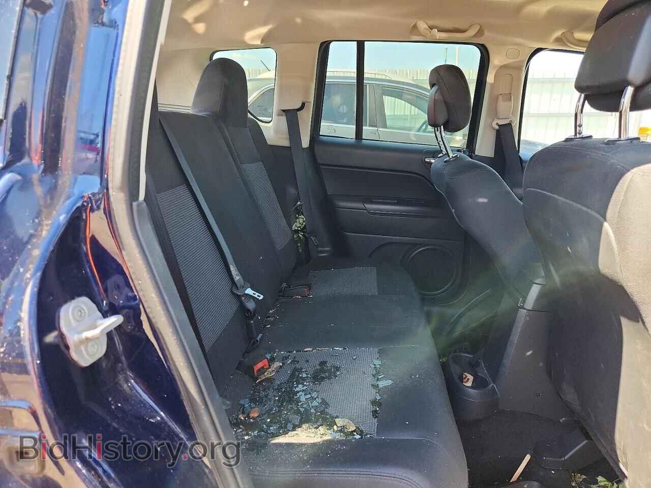 2012 JEEP COMPASS - VIN: 1C4NJCEB0CD631861 - Photo 11