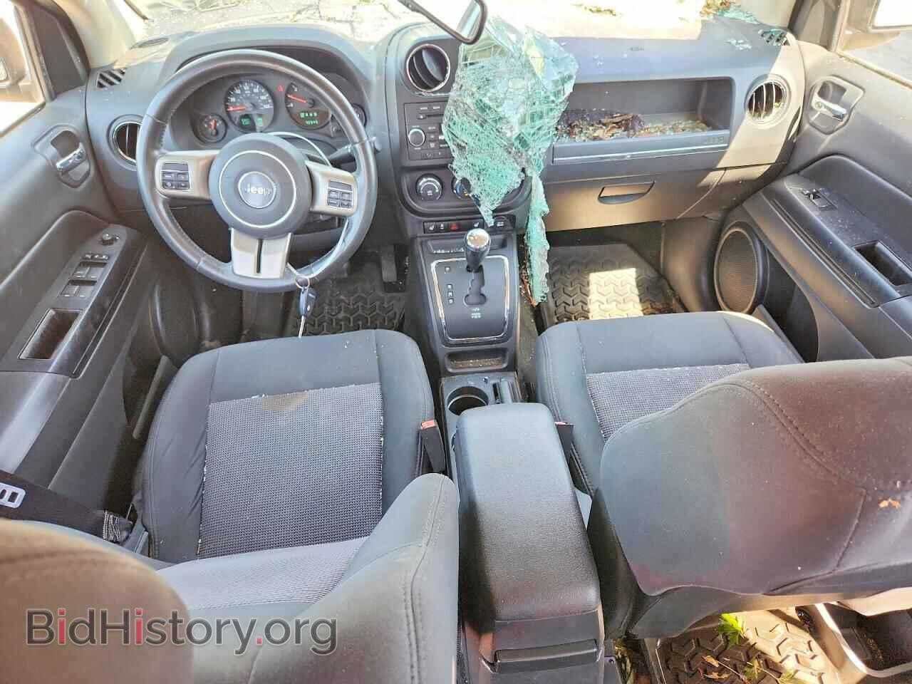 2012 JEEP COMPASS - VIN: 1C4NJCEB0CD631861 - Photo 8