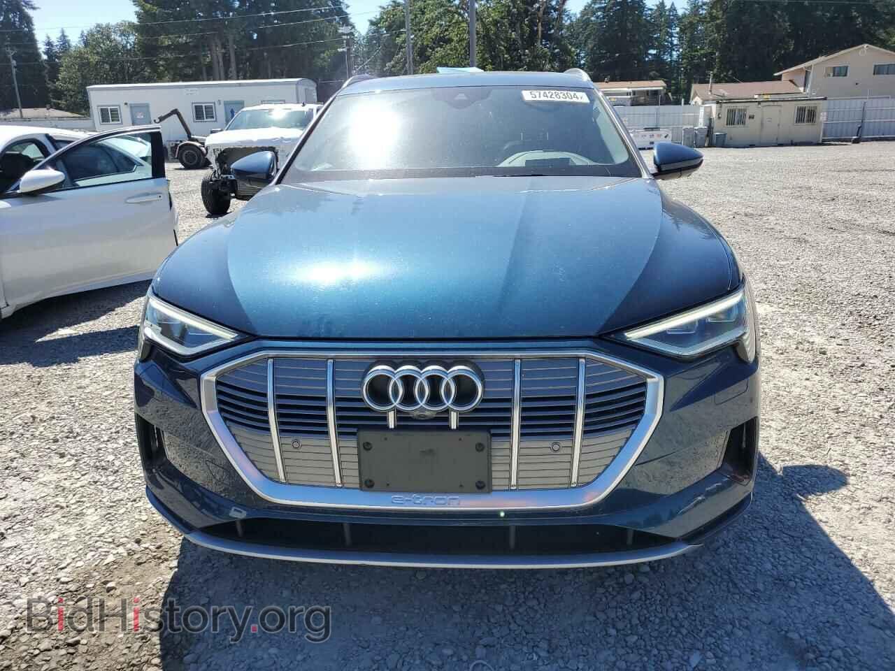 2019 AUDI E-TRON - VIN: WA1VAAGE3KB021940 - Photo 5