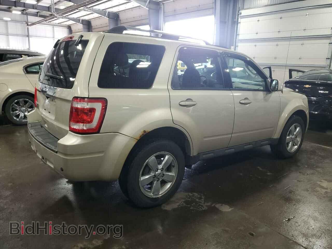 2011 FORD ESCAPE - VIN: 1FMCU0E76BKA74534 - Фото 3
