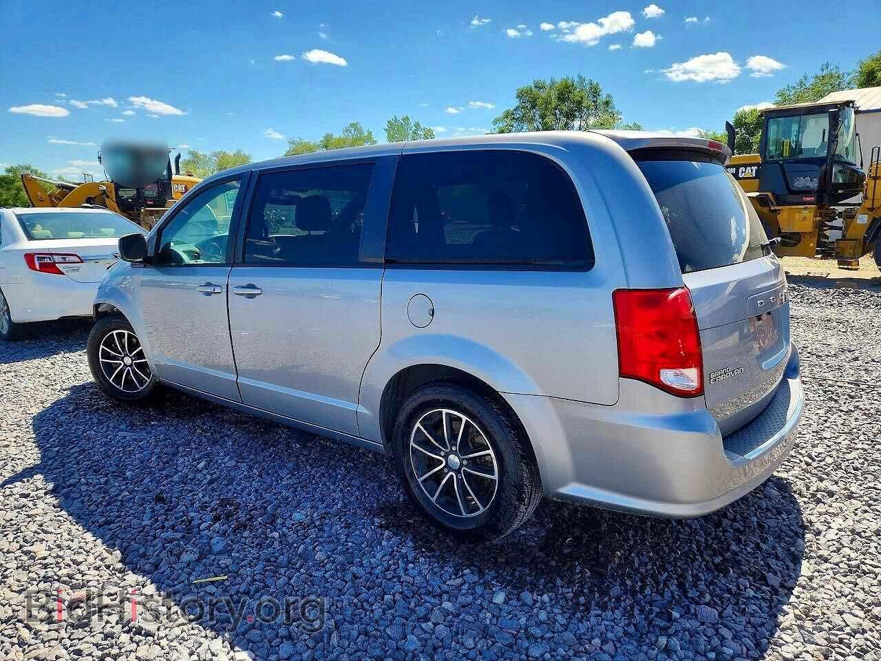 2019 DODGE CARAVAN - VIN: 2C4RDGEG4KR533147 - Фото 2