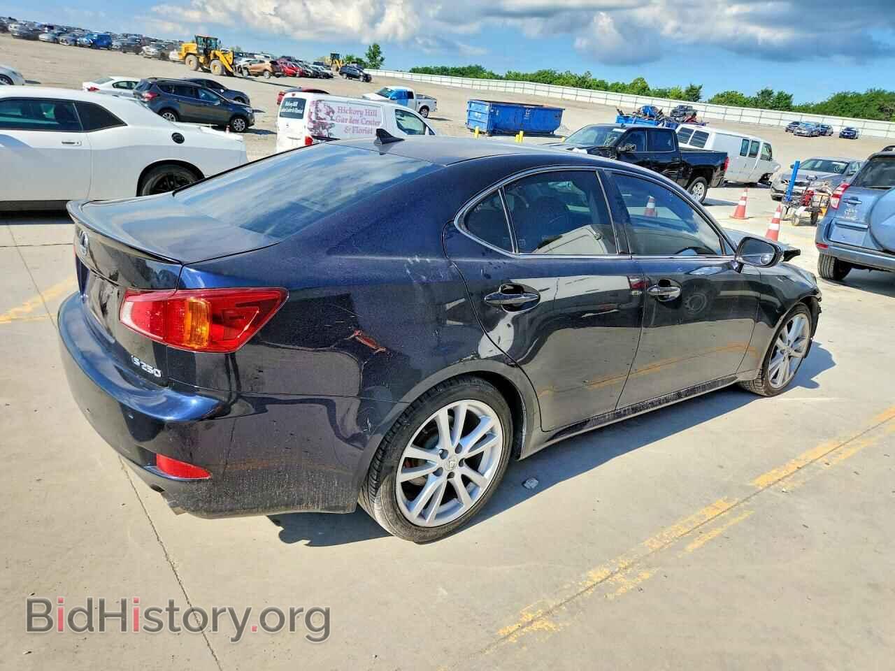 2010 LEXUS IS - VIN: JTHBF5C29A5113529 - Photo 3