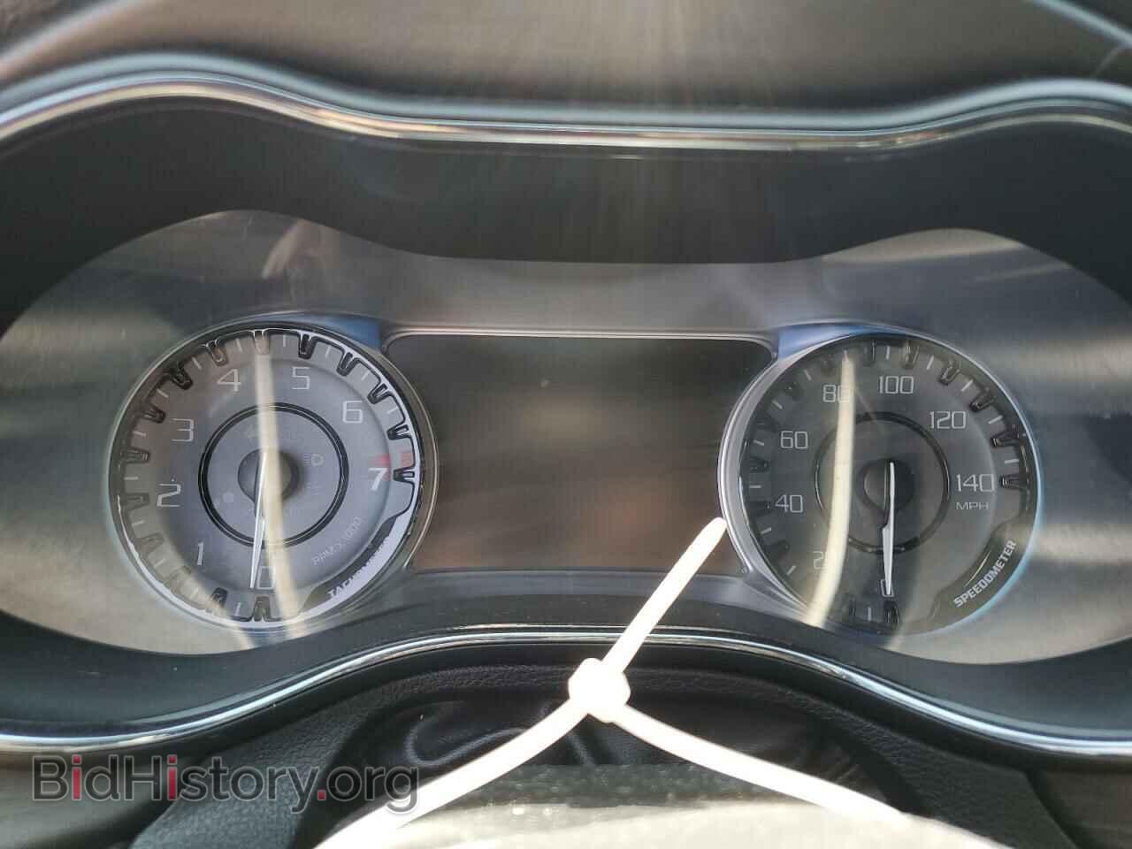 2016 CHRYSLER 200 - VIN: 1C3CCCDG2GN126035 - Фото 9