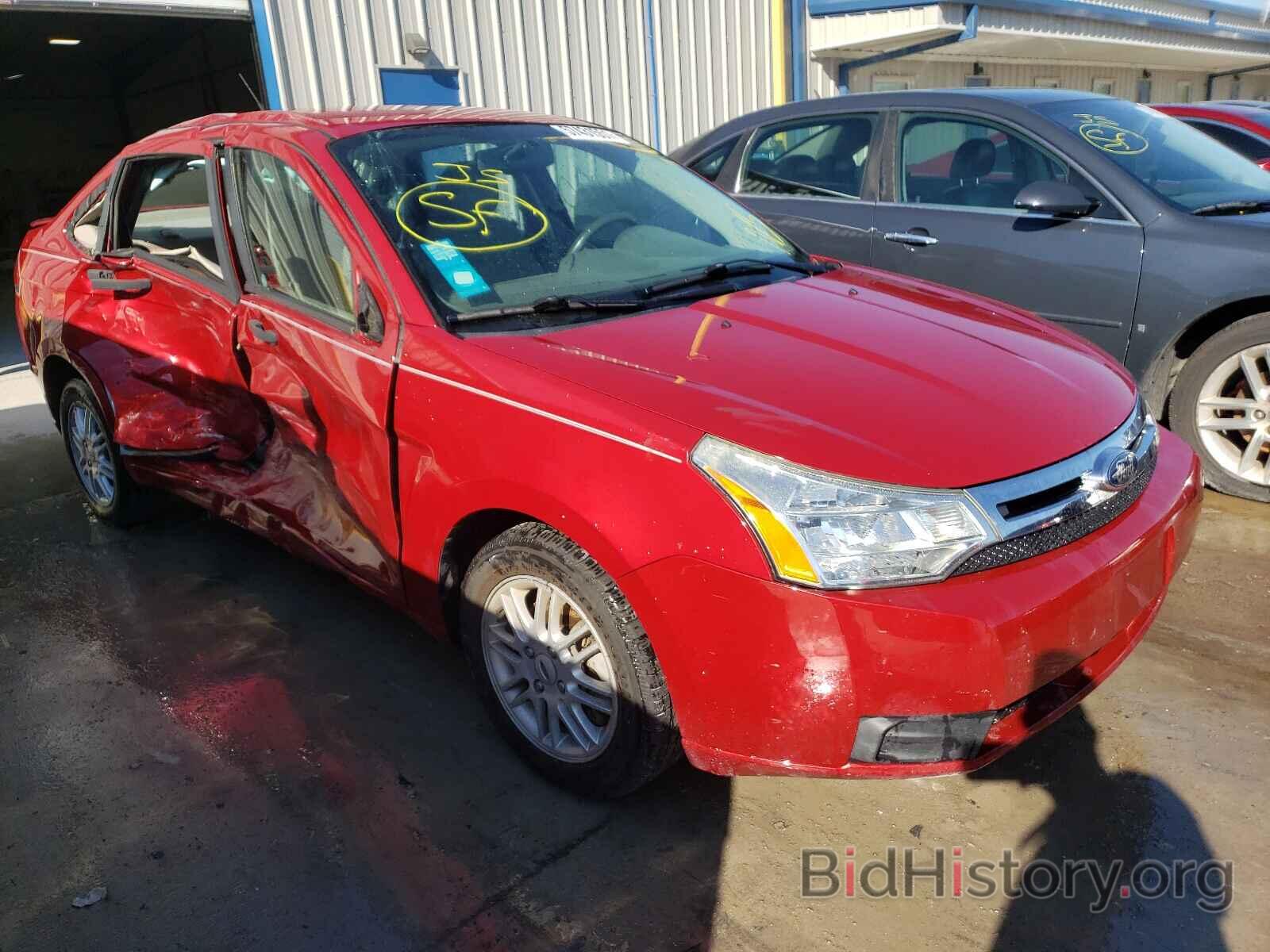 Photo 1FAHP35N29W197273 - FORD FOCUS 2009