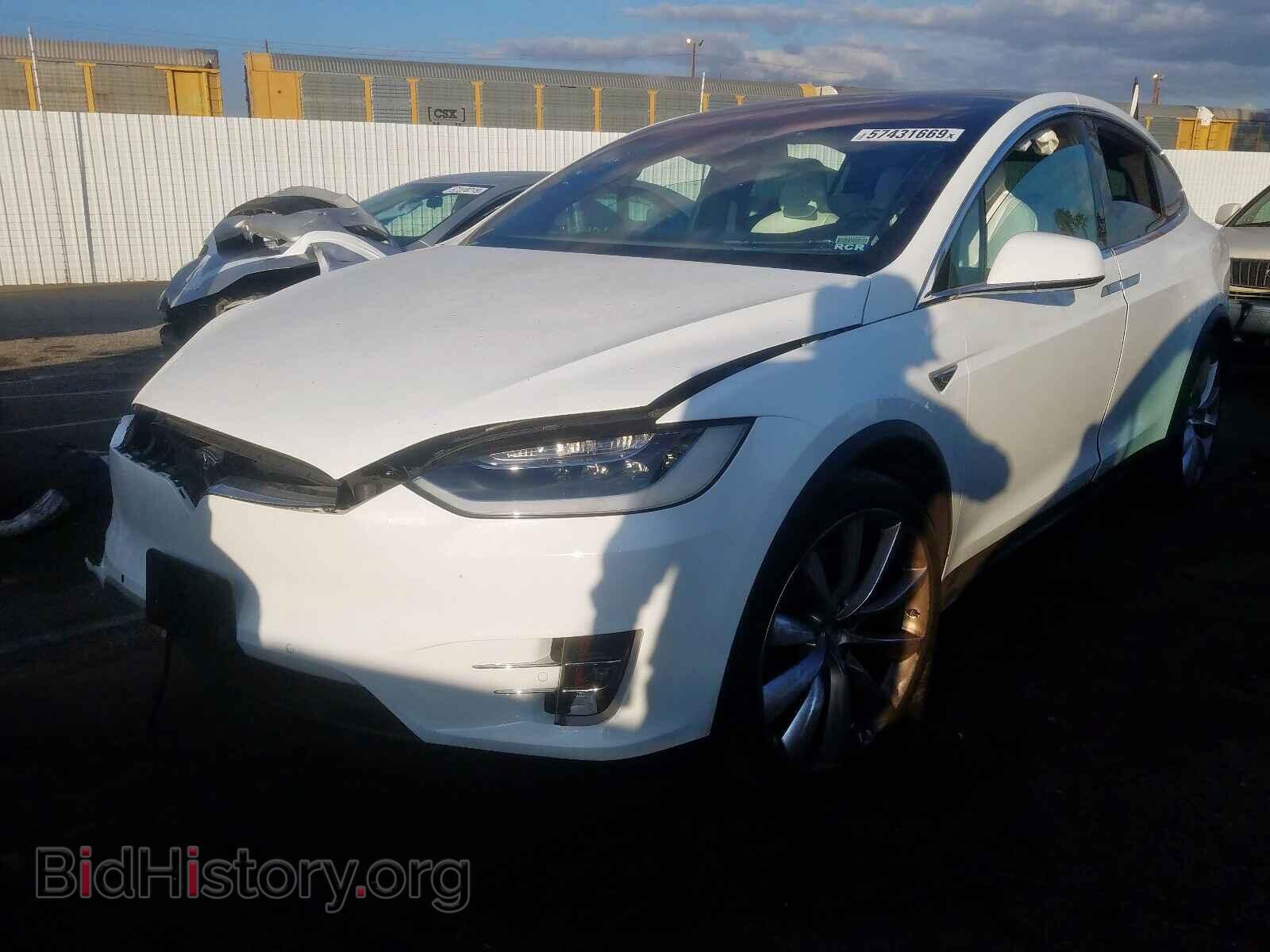 2016 TESLA MODEL X - VIN: 5YJXCBE29GF002482 - Photo 2