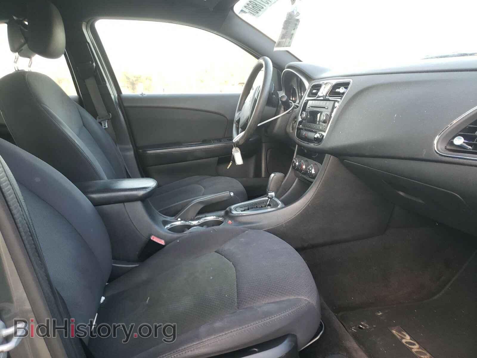 2012 CHRYSLER 200 - VIN: 1C3CCBAB1CN201952 - Фото 5