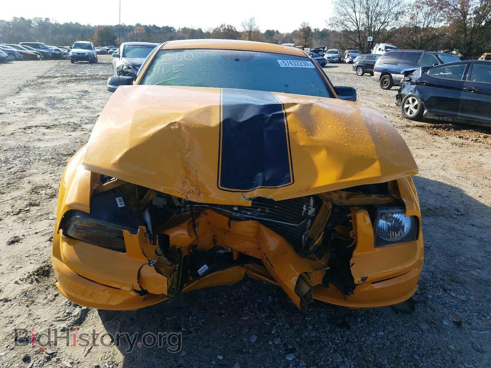 2008 FORD MUSTANG - VIN: 1ZVHT82H385189573 - Фото 9