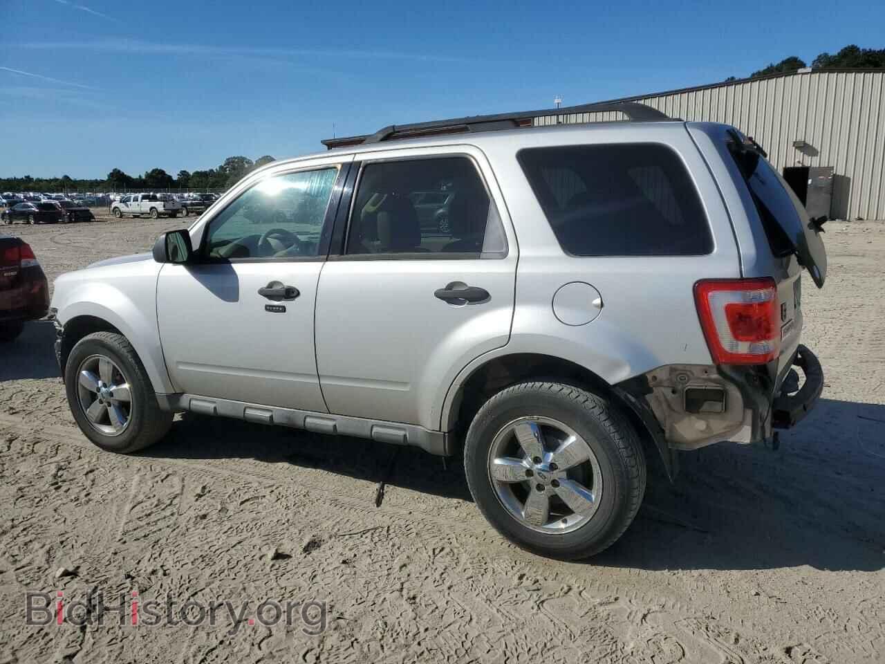 2009 FORD ESCAPE - VIN: 1FMCU03729KB11348 - Фото 2