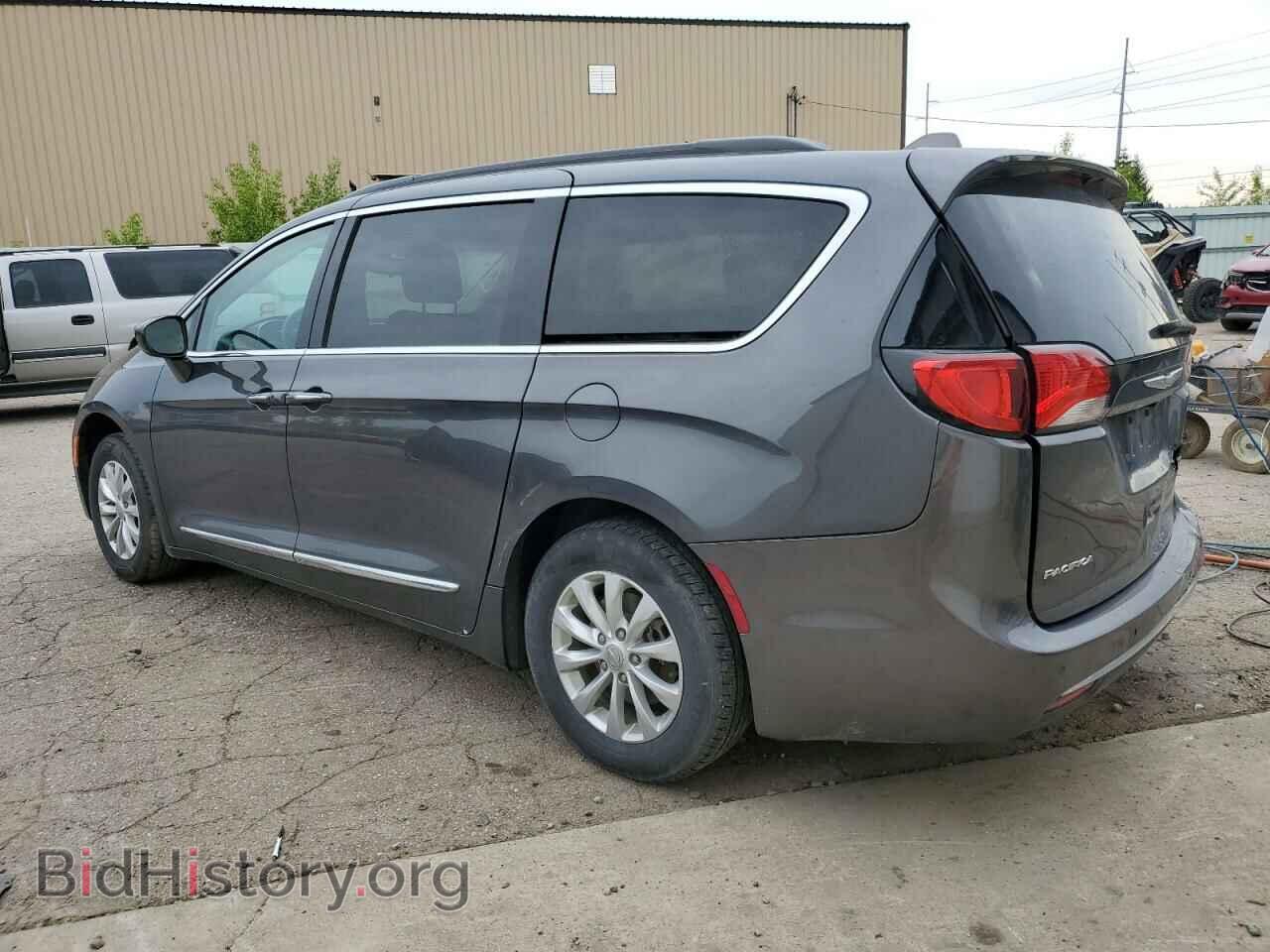 2017 CHRYSLER PACIFICA - VIN: 2C4RC1BG5HR517424 - Photo 2