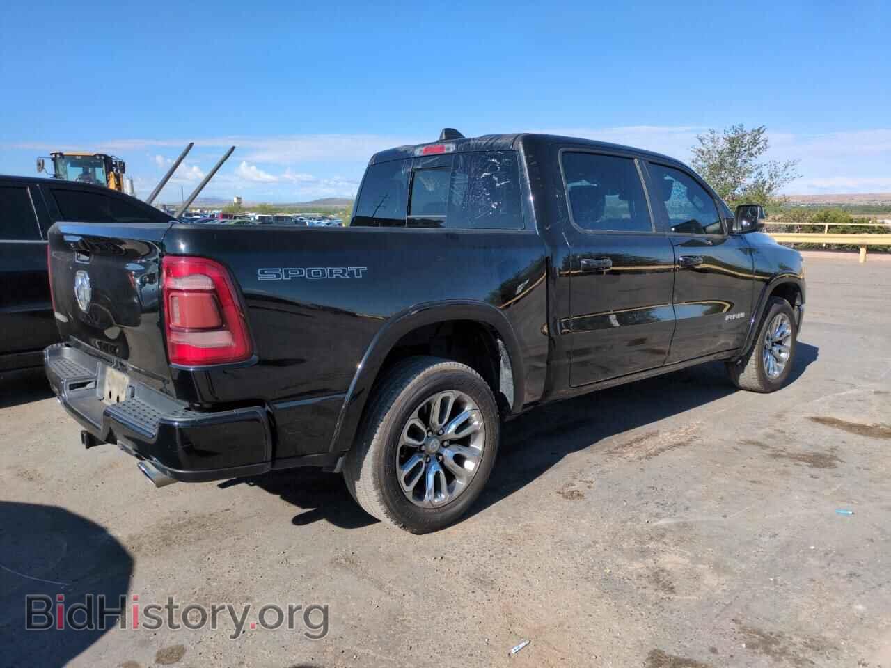 2021 RAM 1500 - VIN: 1C6RREJT4MN543077 - Фото 3